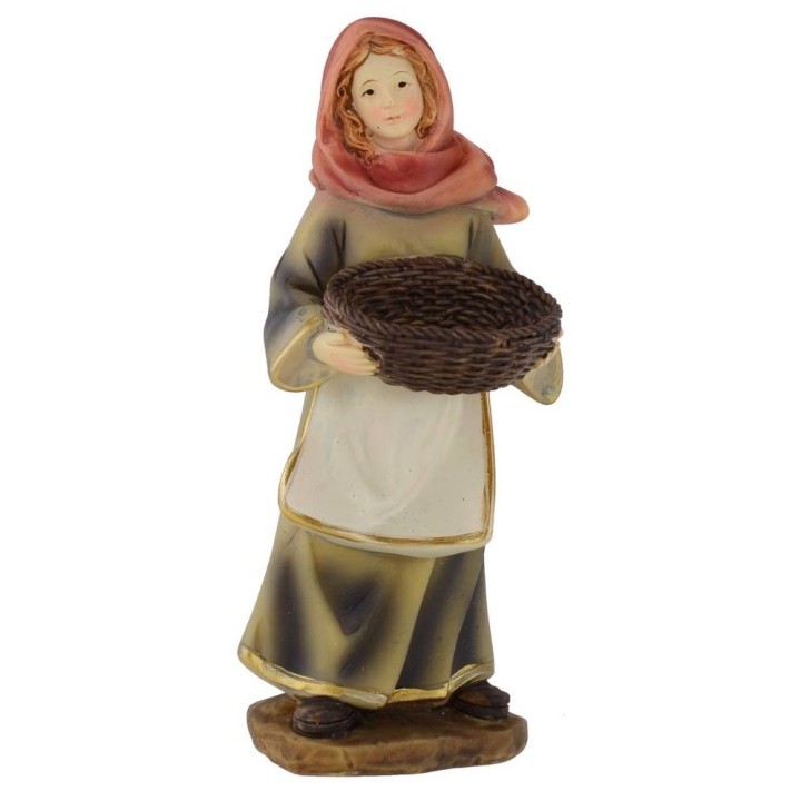 Woman with hamper in hand in resin 15 cm