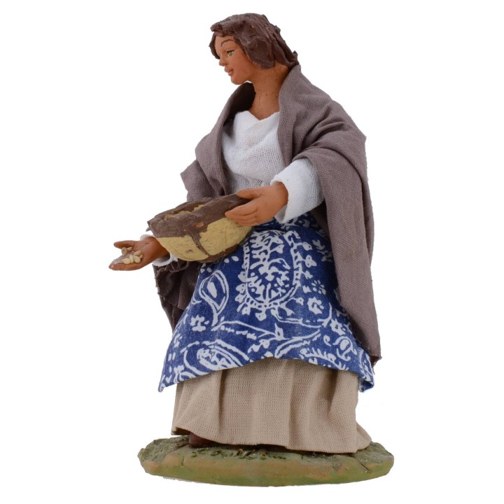 Woman sitting with basket series 15 -16 cm