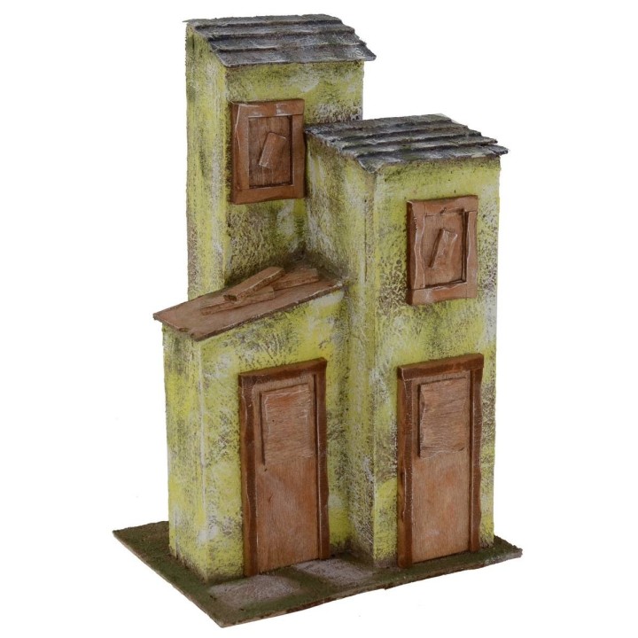 Casa de tres columnas de 19,5x14,5x30 cm de altura para