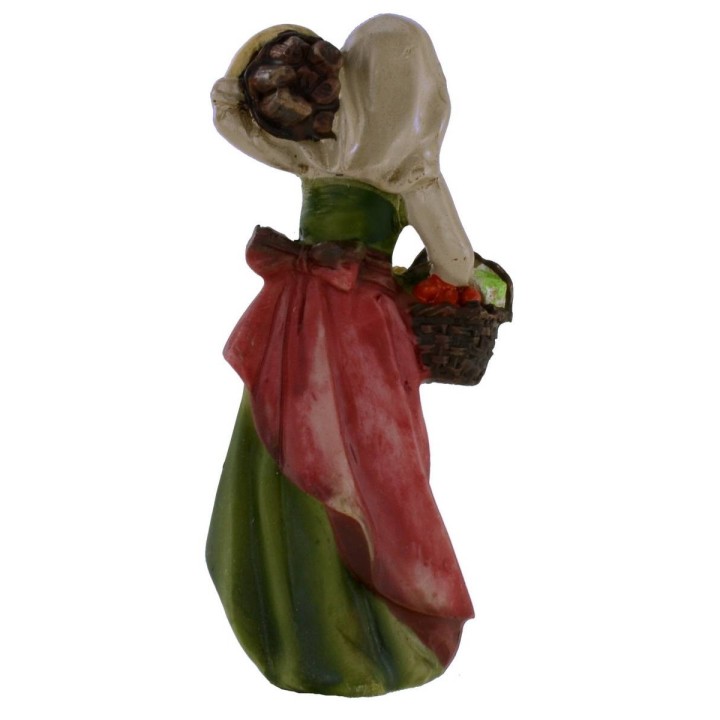 Mujer con cesta y leña al hombro serie 10 cm en resina