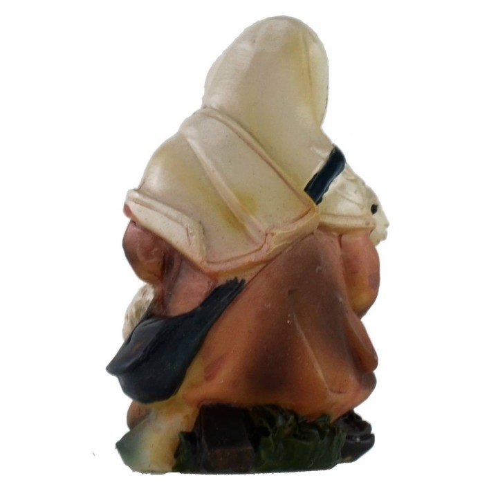 Shepherd sitting with lamb series 9 cm in resin