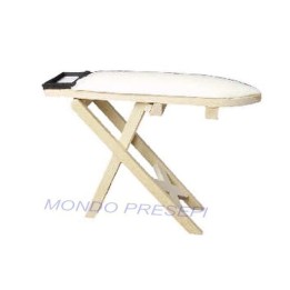 Asse da stiro in legno in miniatura