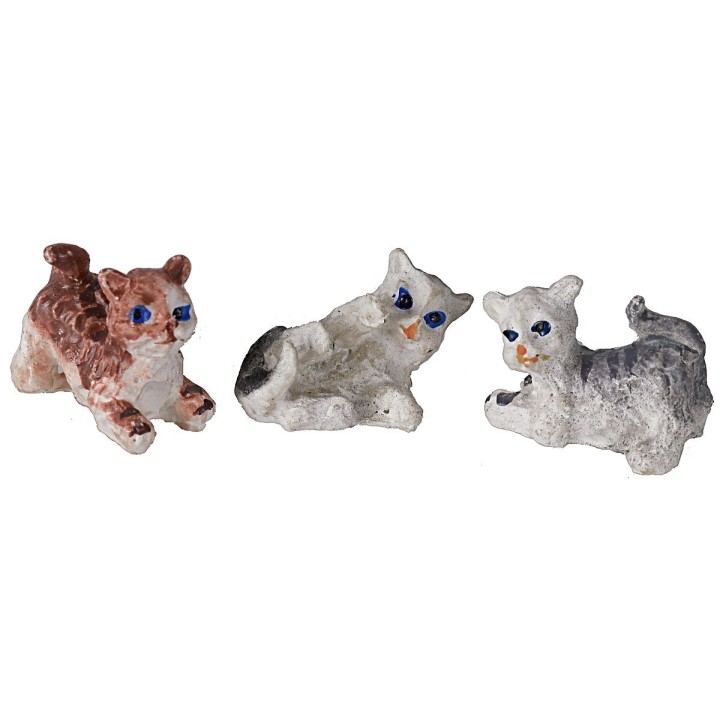 Conjunto de tres gatos de resina de 1,8-2,4 cm