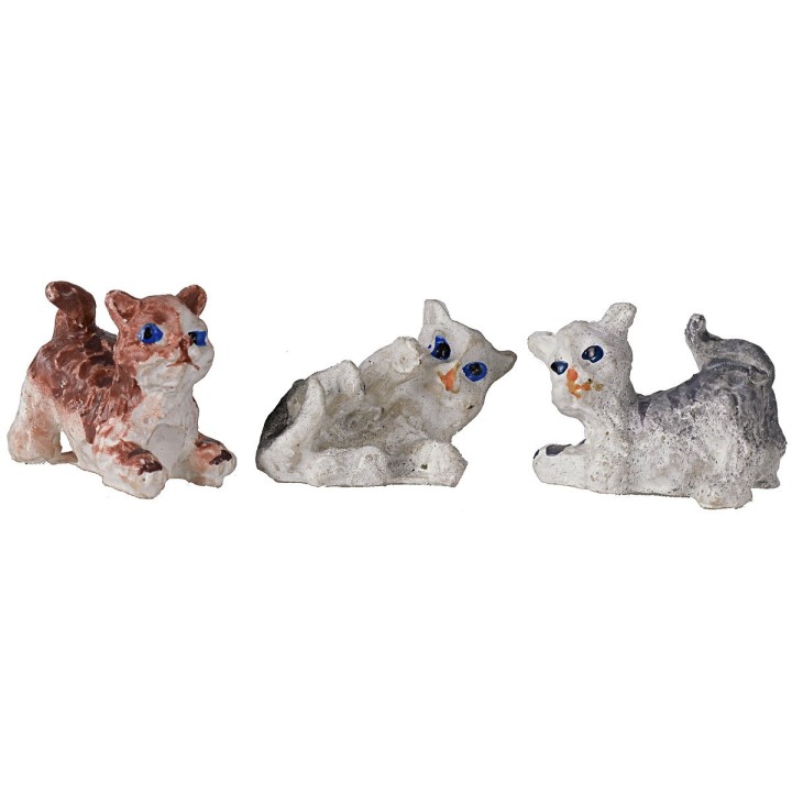 Set of three resin cats for statues 8 cm