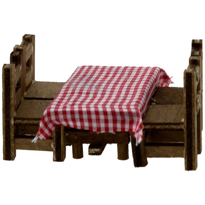 Tavolo in legno cm 8x6x4,2 h. 