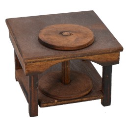Mesa con torno para alfareros de 7x7x5 cm de altura para