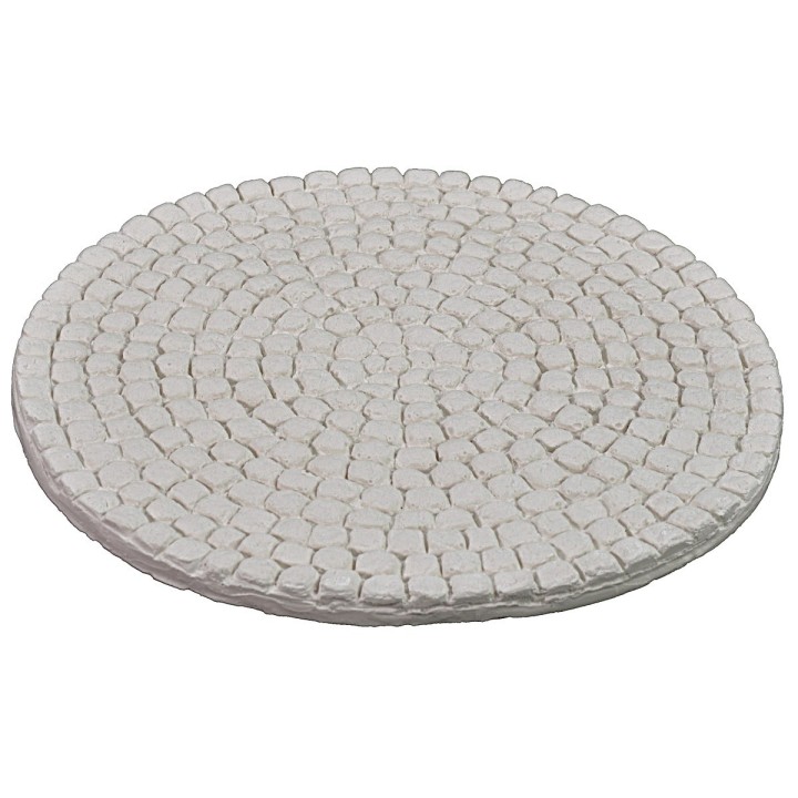 Pavimentación de plaza circular con adoquines de 20,5 cm de