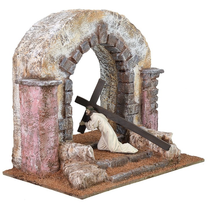 Arco atravesado por Cristo con la cruz a cuestas 25x15x22 h