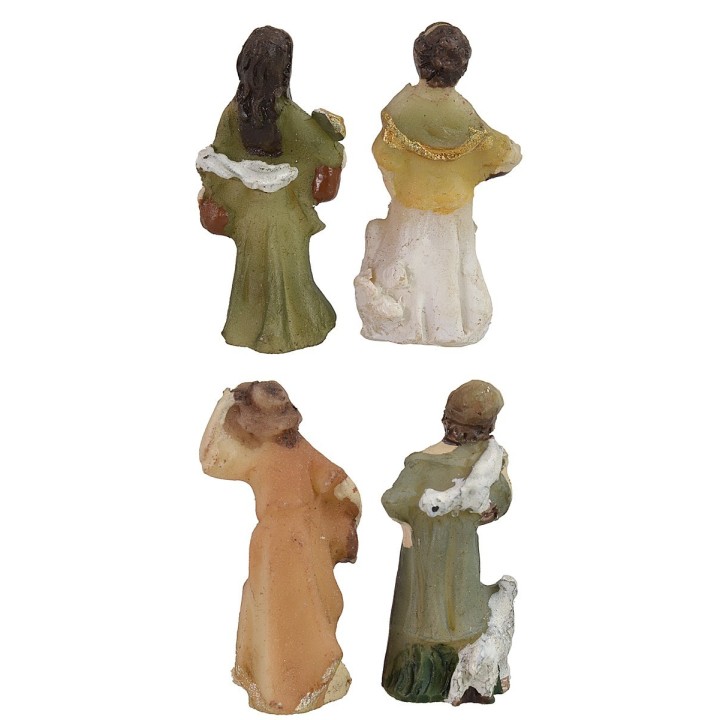 Set of 4 characters 3.5 cm in resin