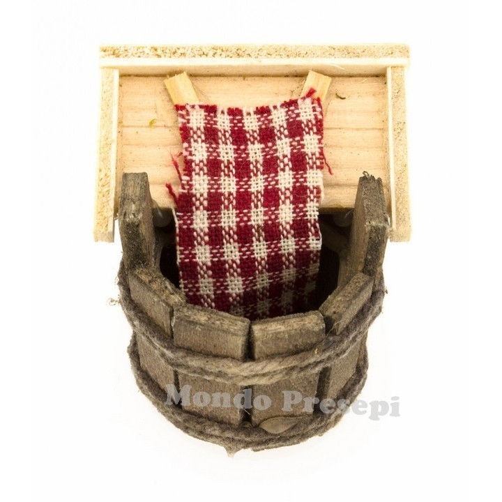 Mastello in legno con lavapanni