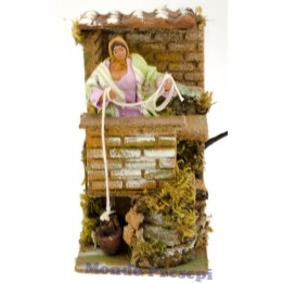 Donna sul balcone