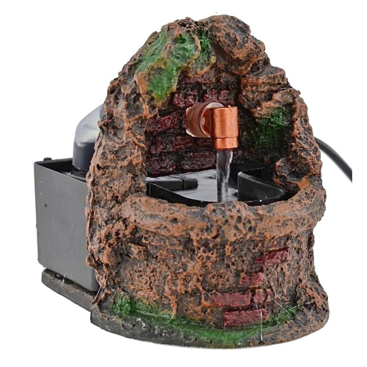 Fuente funcional para belén de 8x10x9,5 cm de altura.