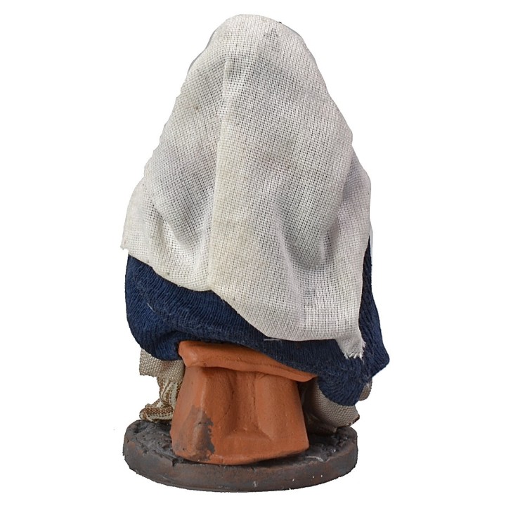 Seated mother with child 12 cm series