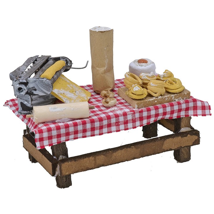 Table with fresh pasta cm 9,8x5,6x4 h