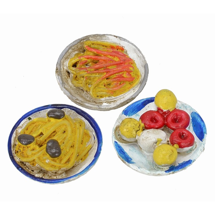 Set of 3 plates with dishes ø 3 cm