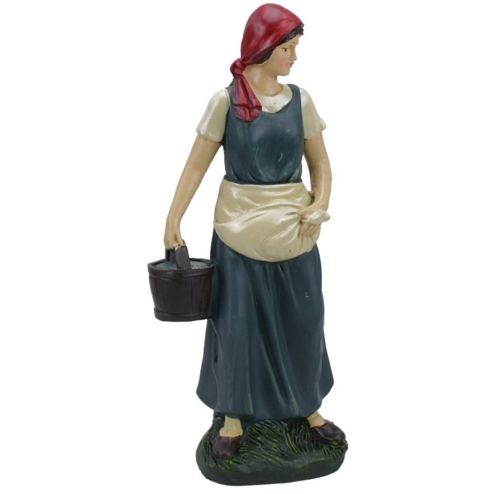 Mujer con cubo de resina de 30 cm.
