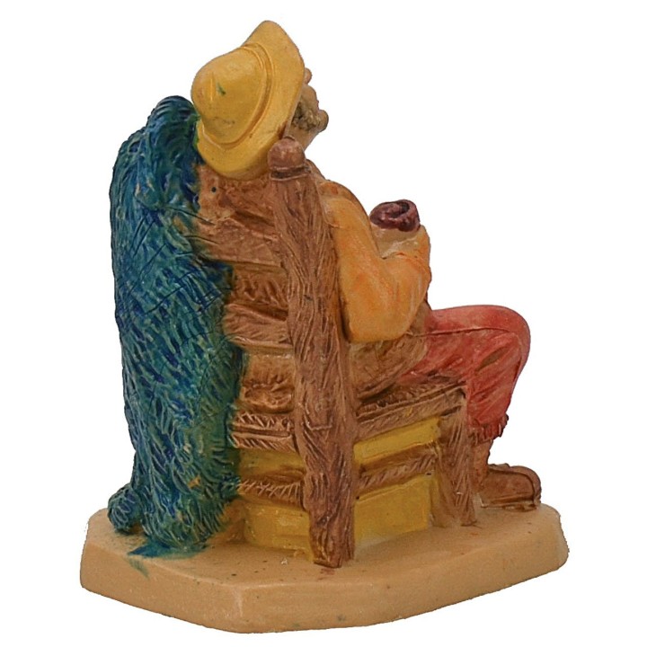 Seated drinker series 8 cm