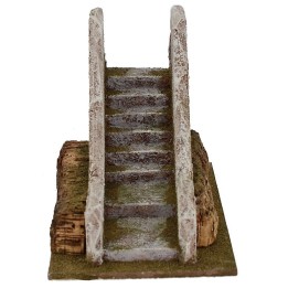 Escalera para pesebre de 18x12x14 cm de altura.