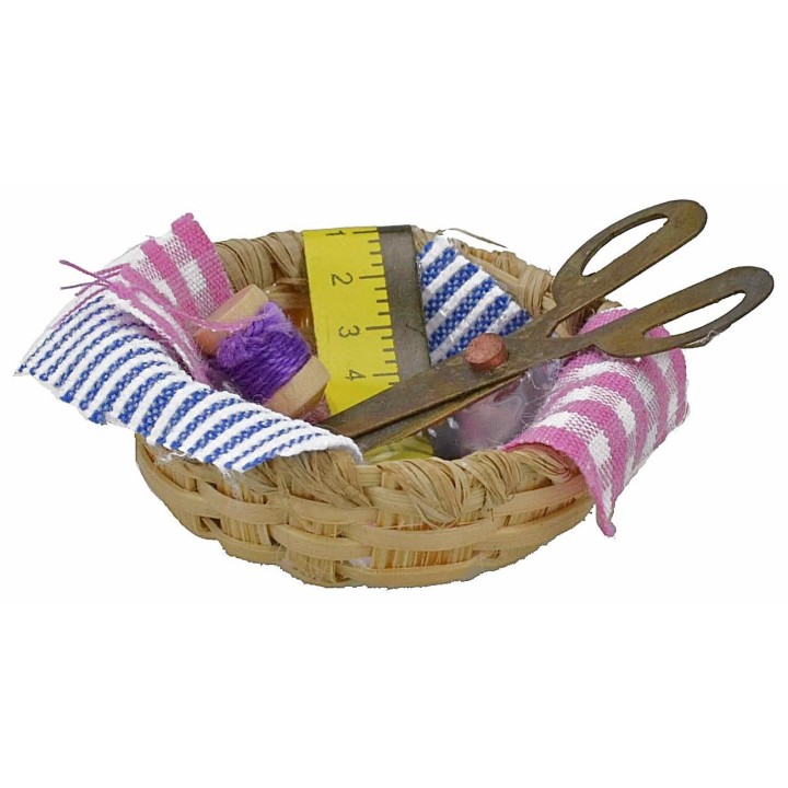 Basket with tools for seamstress ø 3 cm