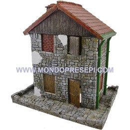Casa deluxe in resina cm 28x21x30