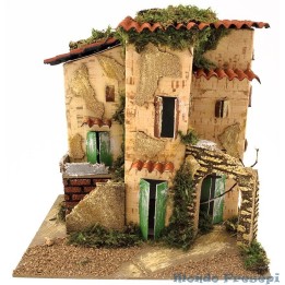 Cascina con scalette e portichetto