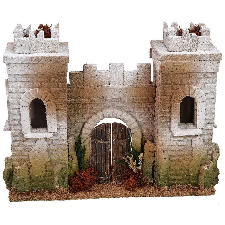 Fachada de castillo con almenas güelfas y gibelinas de 30x10x24