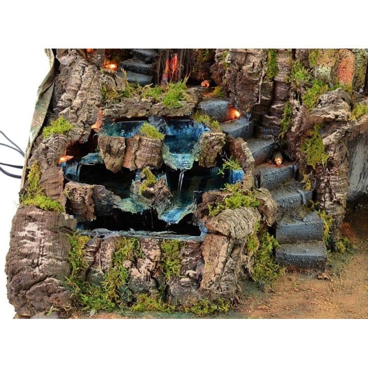 Presepe illuminato con fuoco e cascata funzionanti cm