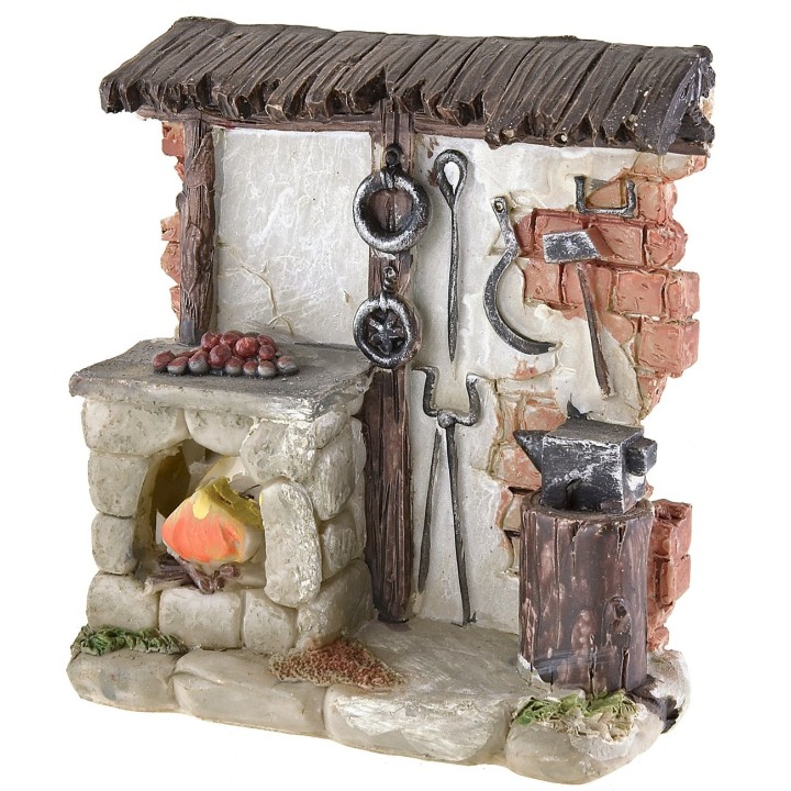 Blacksmith's shop with battery fire 11.5x4x12.5 cm h