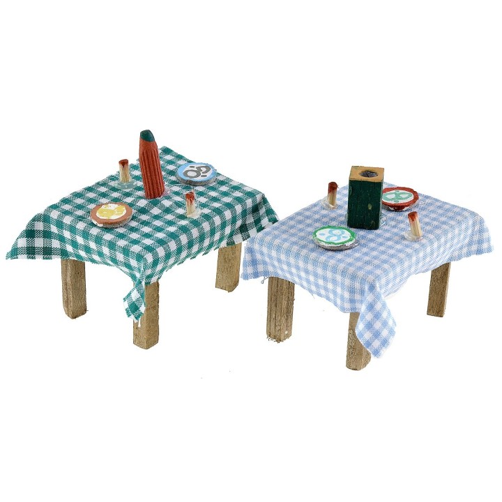 Tavolo apparecchiato in colori assortiti cm 5,5x4,1x3,5 h