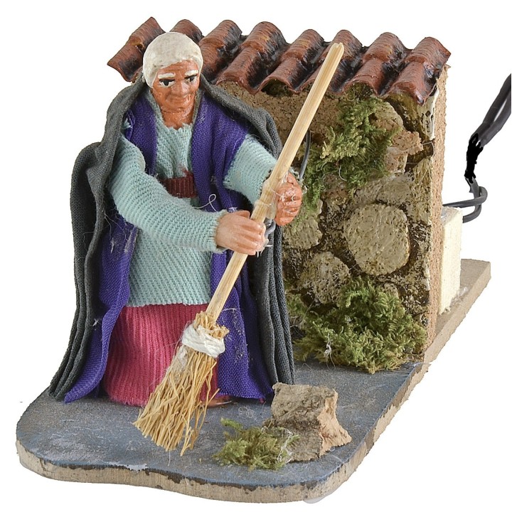 8cm woman in motion sweeping
