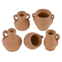 Set of 5 terracotta amphorae h 2.9-3.7 cm
