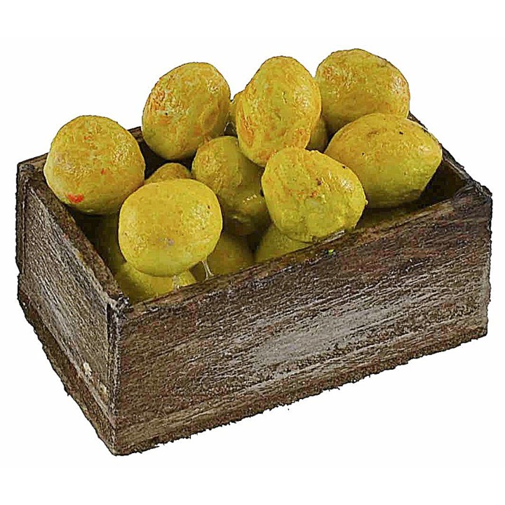 Wooden box with cedars 3.2x2.1x1.4 cm h