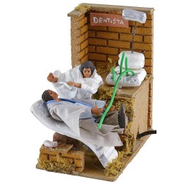 Dentista in movimento con paziente cm 10
