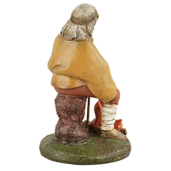 Shepherd sitting in front of the fire series 10 cm in resin