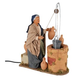 30 cm moving woman at the well