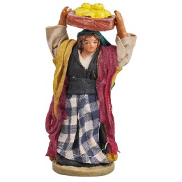 Donna con cassa di limoni serie 12 cm