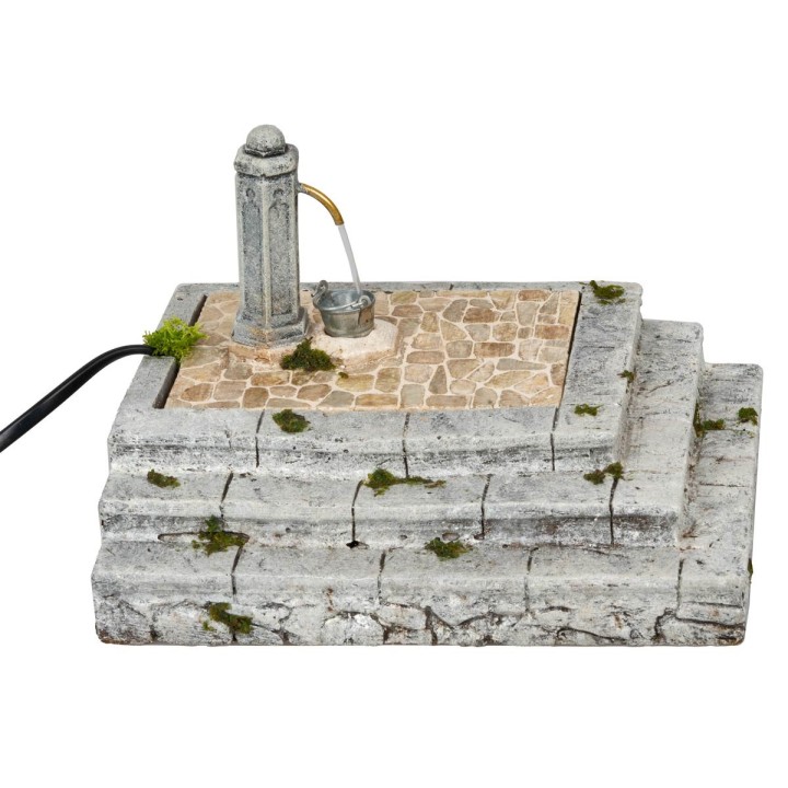 Fontana a colonna con scalinate in resina cm 20x17x13h