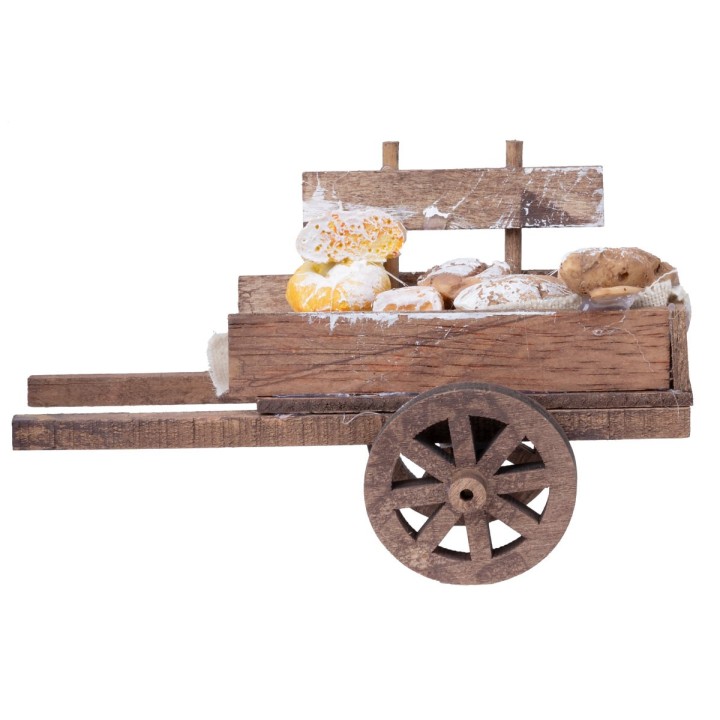 Carretto in legno con formaggi e pane