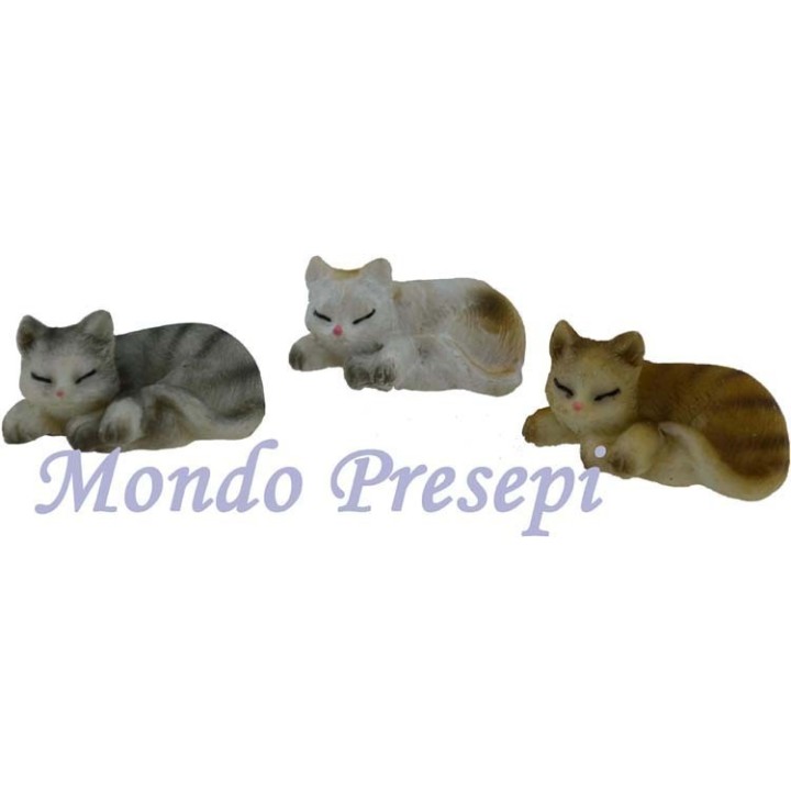 Conjunto de 3 gatos acostados surtidos de 2,5 cm en resina