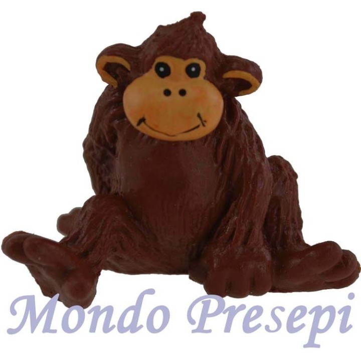 Mono sentado cm 4 h.