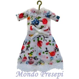 Appendiabito con vestito bianco a fantasia