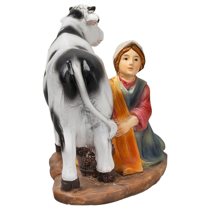 Woman milking cow series 10 cm