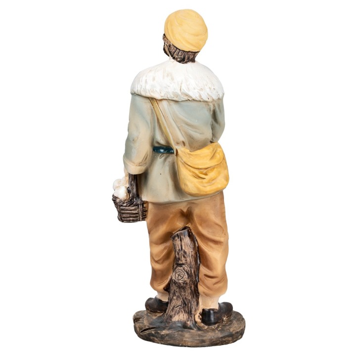 Man with garlic bunches 15 cm in resin