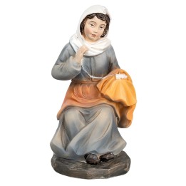 Mujer que cose en resina serie 15 cm
