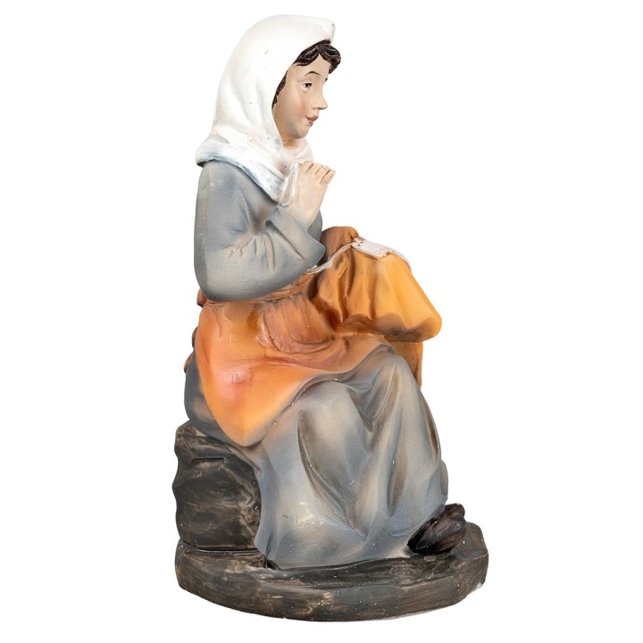 Mujer que cose en resina serie 15 cm