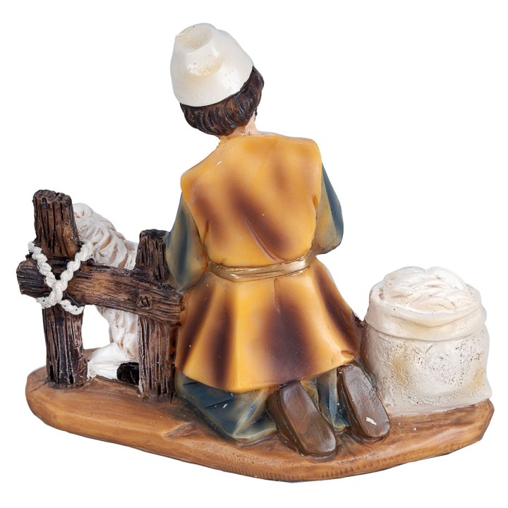 Shepherd with sheep in resin series 11cm