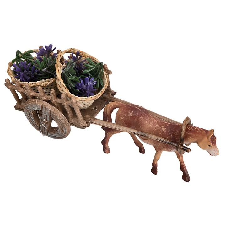 Caballo con carro y cestas de lavanda