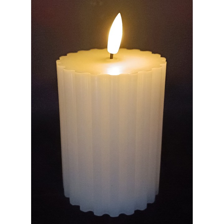 Cylindrical white candle with LED flame effect h 13 cm