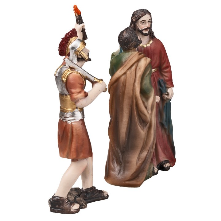 The Kiss of Judas with Jesus and Roman soldier in 9 cm resin