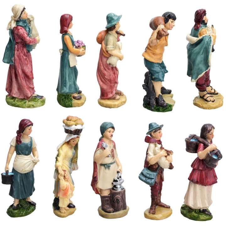 Set 10 personaggi in resina serie 10 cm